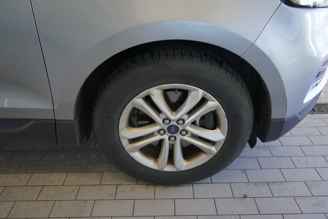 Certified 2020 Ford Edge SEL w/ Cold Weather Package AWD/4WD image 15