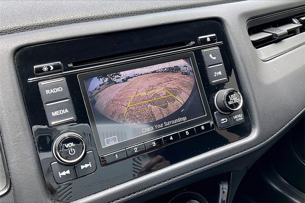 Used 2020 Honda HR-V LX image 13