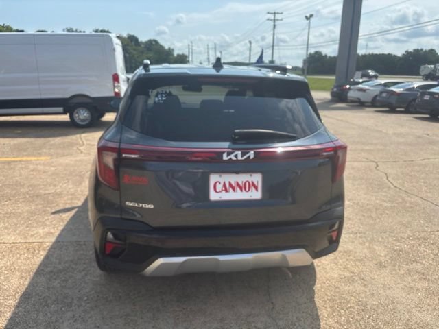 Used 2025 Kia Seltos S FWD image 8