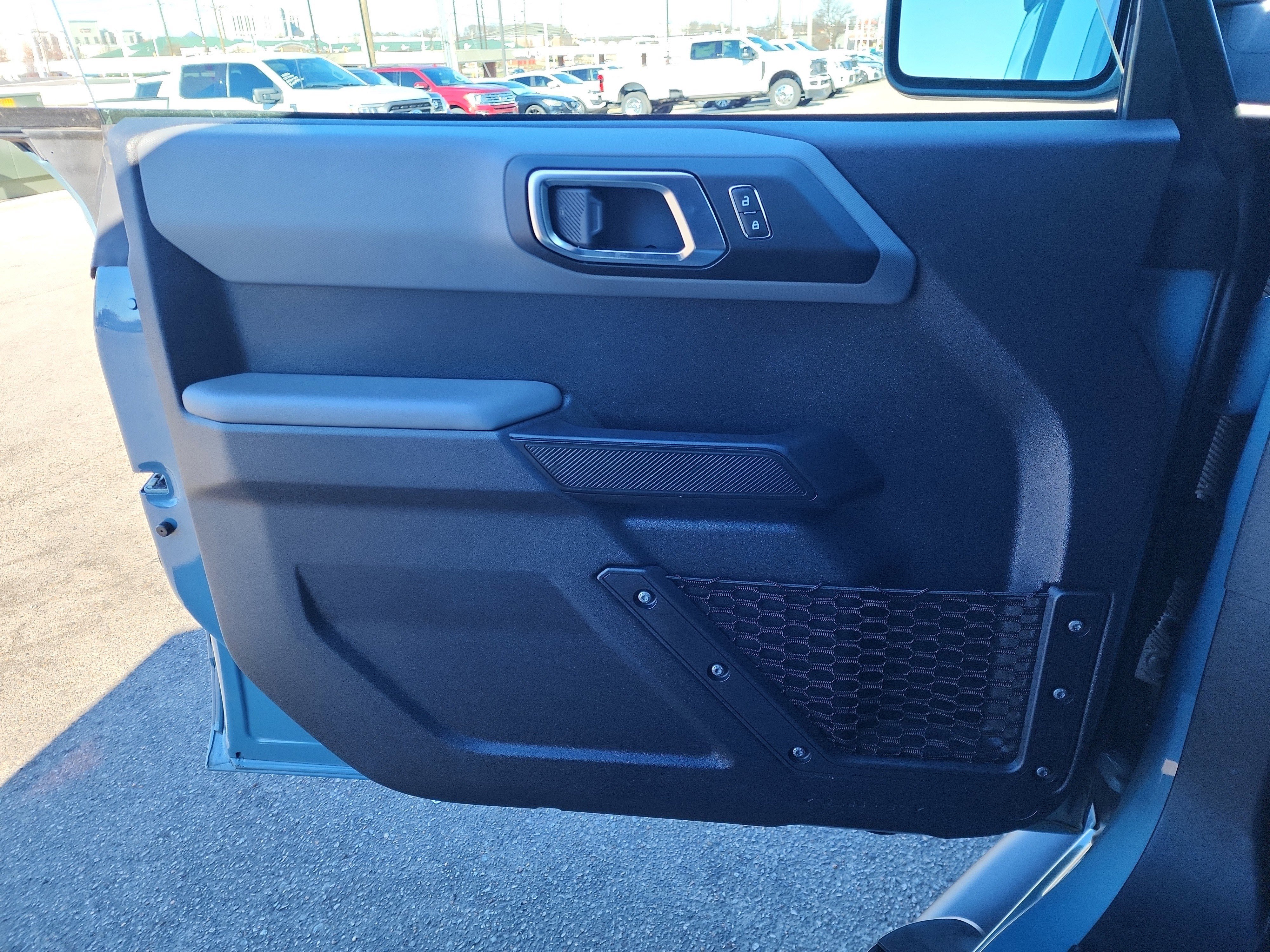 Certified 2022 Ford Bronco Big Bend w/ Sasquatch Package image 17