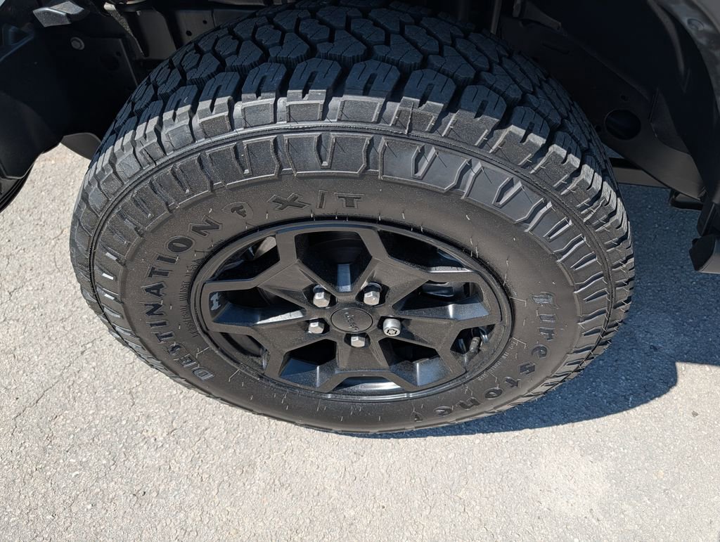 Used 2021 Jeep Gladiator Sport AWD/4WD image 30