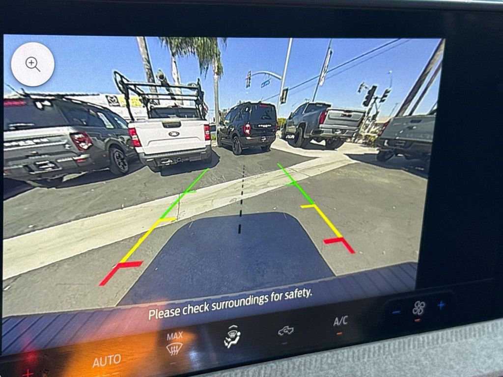 Certified 2025 Ford Maverick XLT w/ Equipment Group 302A image 25