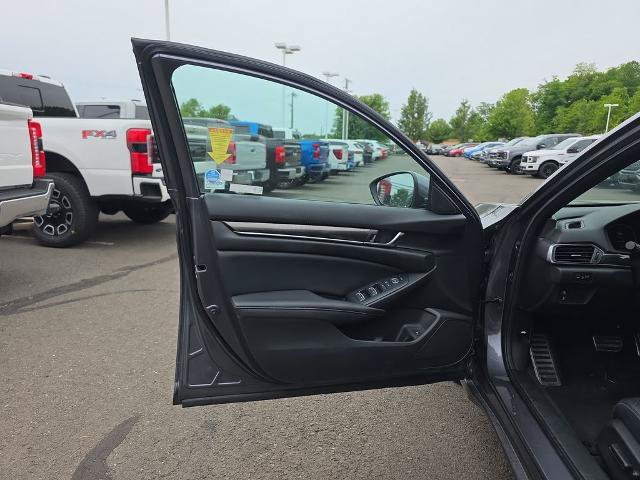 Used 2020 Honda Accord Sport image 18