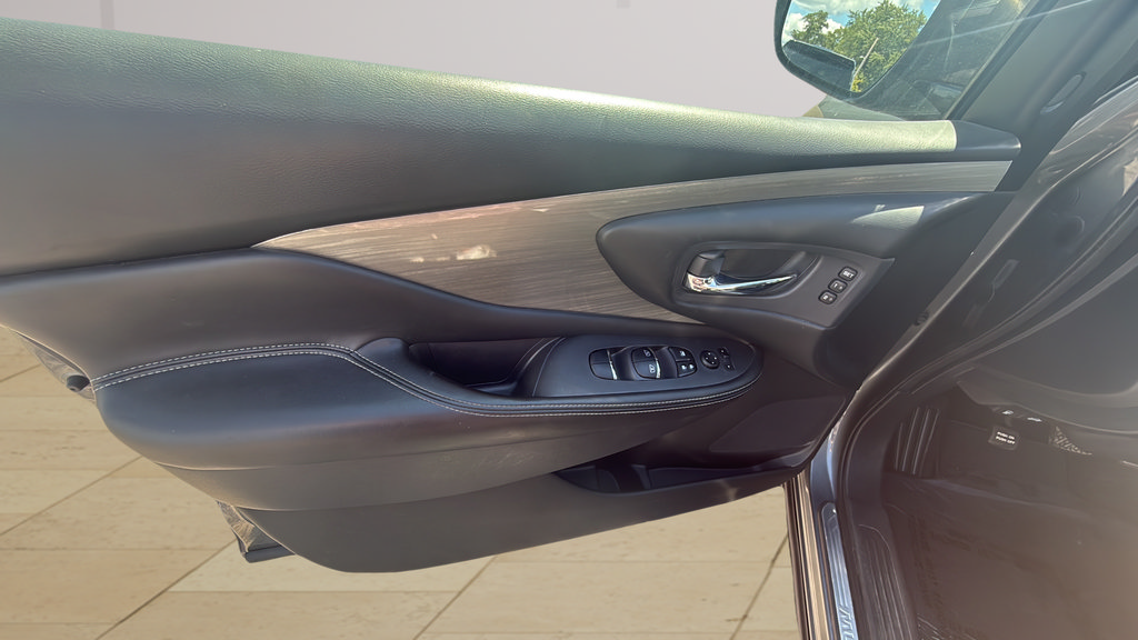 Used 2018 Nissan Murano SL AWD/4WD image 34