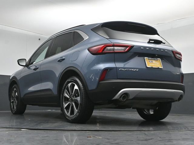 Certified 2025 Ford Escape Platinum AWD/4WD image 10