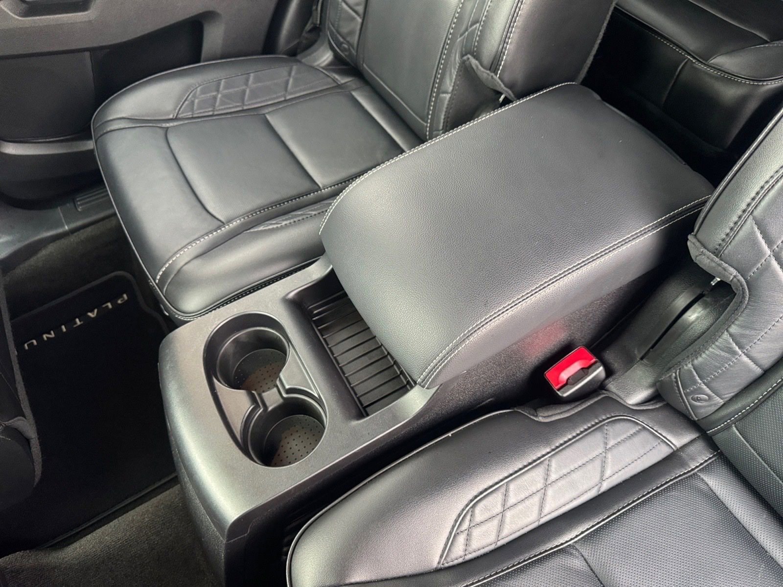 Certified 2017 Ford Explorer Platinum image 20