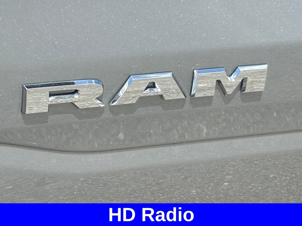 Used 2025 RAM 1500 Laramie AWD/4WD image 16