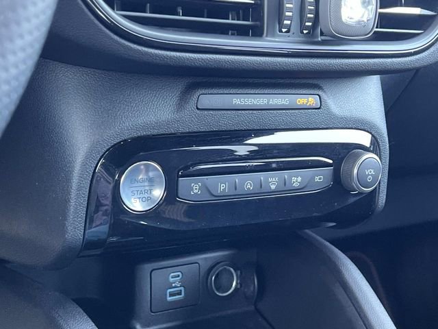Certified 2023 Ford Escape ST-Line Elite AWD/4WD image 26