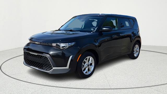 Used 2024 Kia Soul LX w/ Option Group 015 image 3