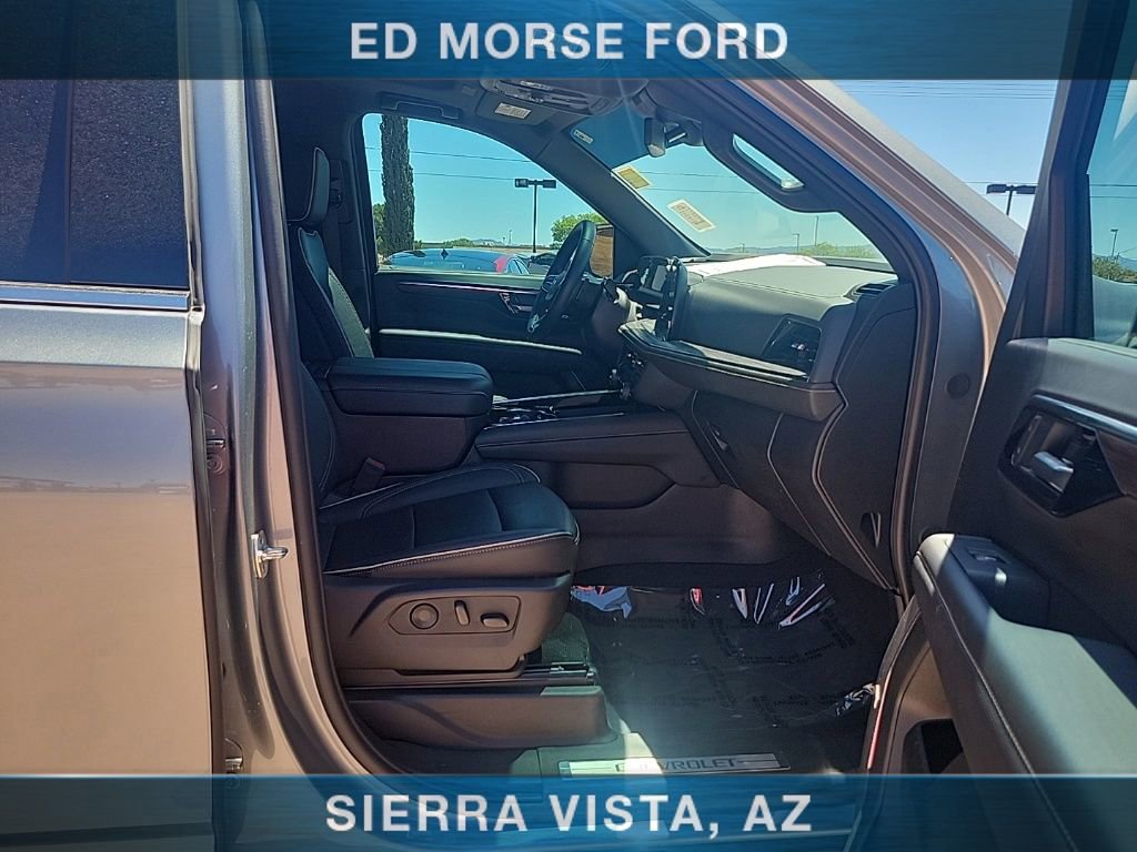 Used 2025 Chevrolet Tahoe Premier w/ Sun And Tow Package AWD/4WD image 16