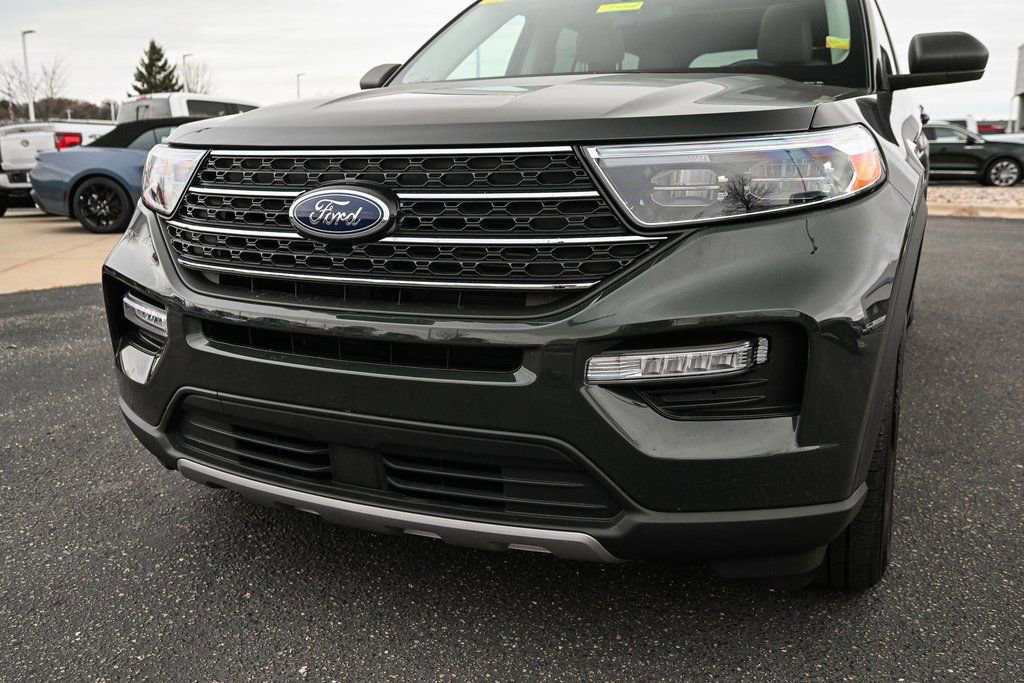 Certified 2023 Ford Explorer XLT w/ Equipment Group 202A image 2