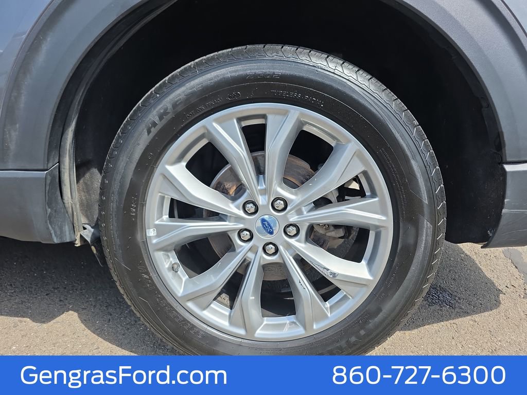 Certified 2023 Ford Explorer Limited AWD/4WD image 11