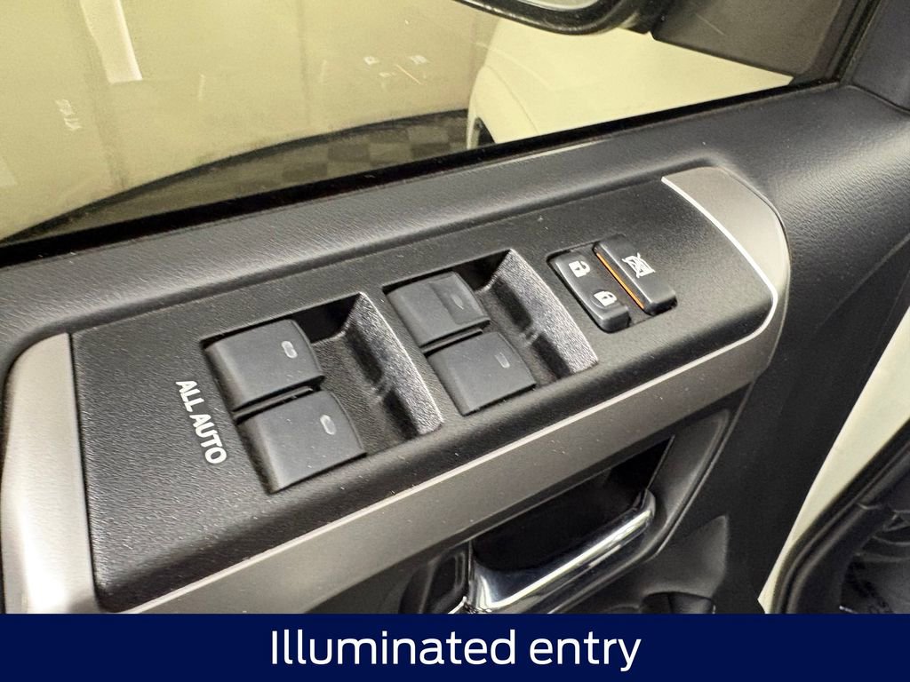 Used 2020 Toyota 4Runner Venture AWD/4WD image 12