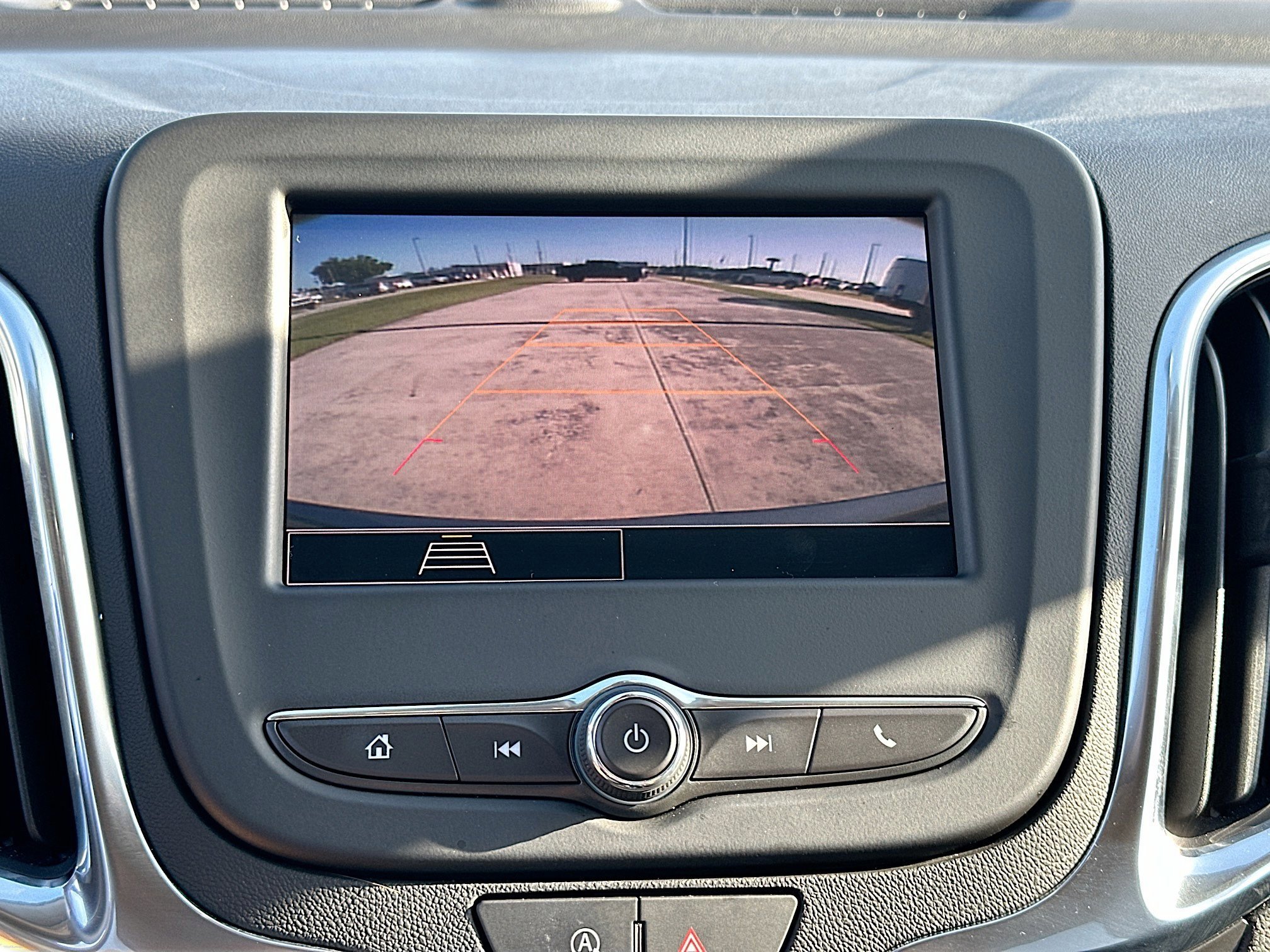 Used 2024 Chevrolet Equinox LT image 13