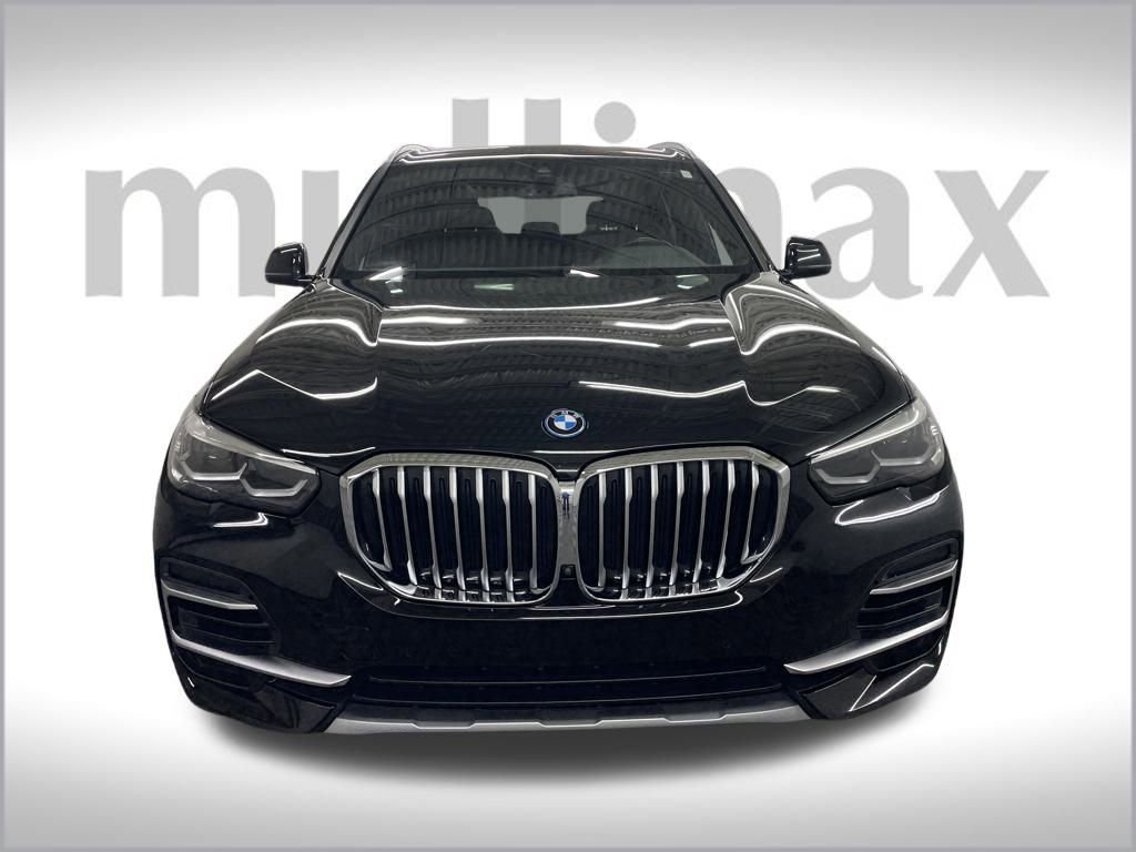 Used 2023 BMW X5 xDrive45e image 8