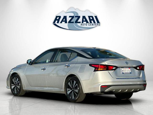 Used 2022 Nissan Altima 2.5 SV image 3