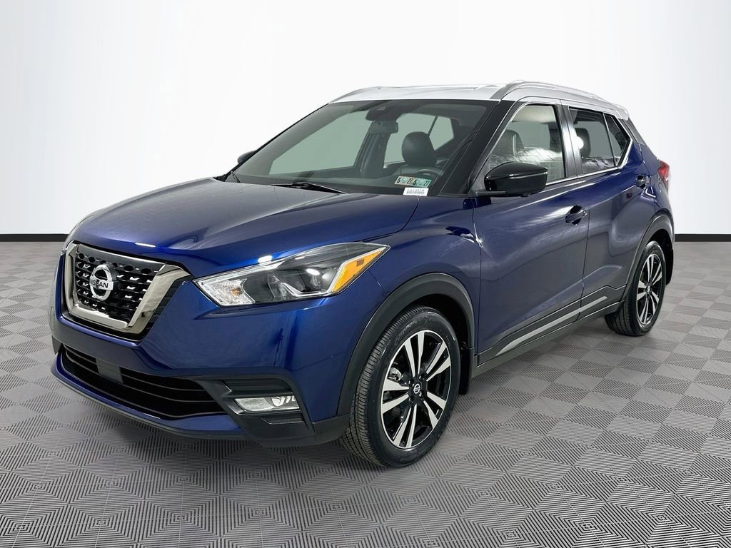Used 2020 Nissan Kicks SR w/ SR Premium Package FWD image 5