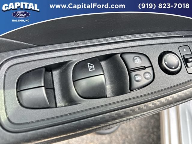 Used 2025 Nissan Versa SV FWD image 20