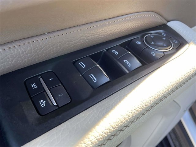 Used 2023 GMC Yukon Denali image 18