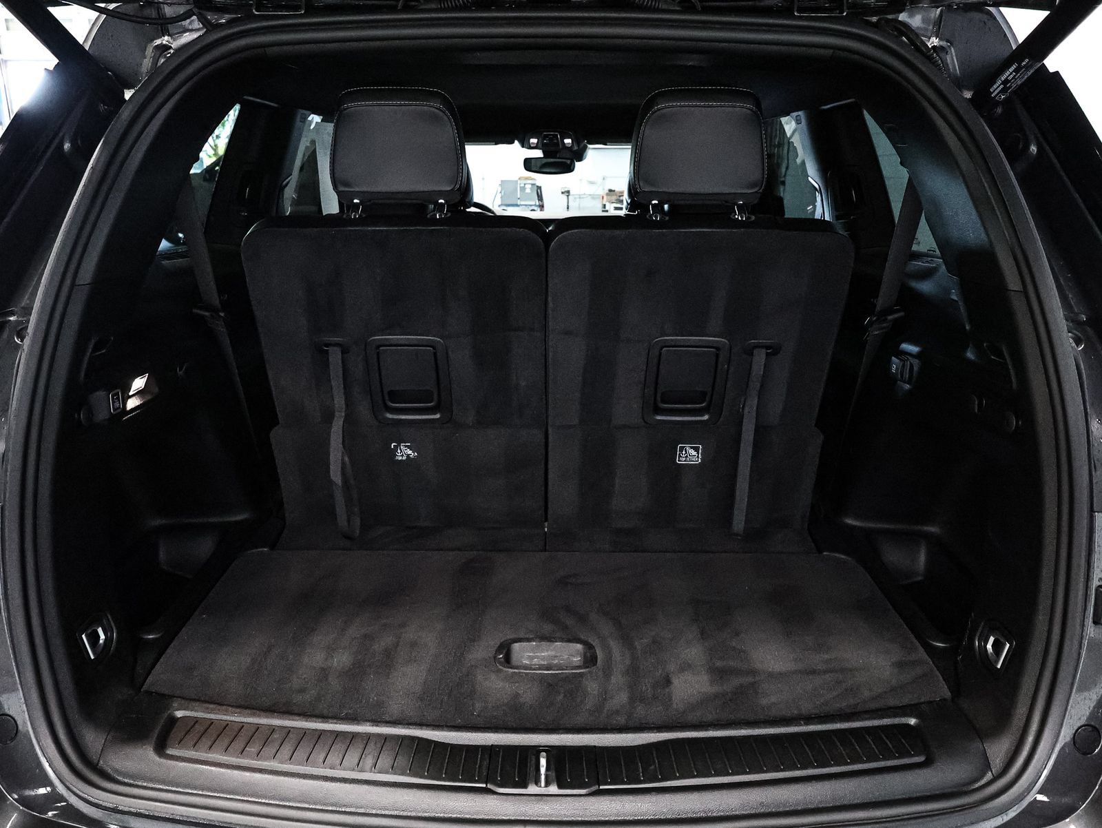 Used 2022 Jeep Grand Cherokee L Laredo AWD/4WD image 17