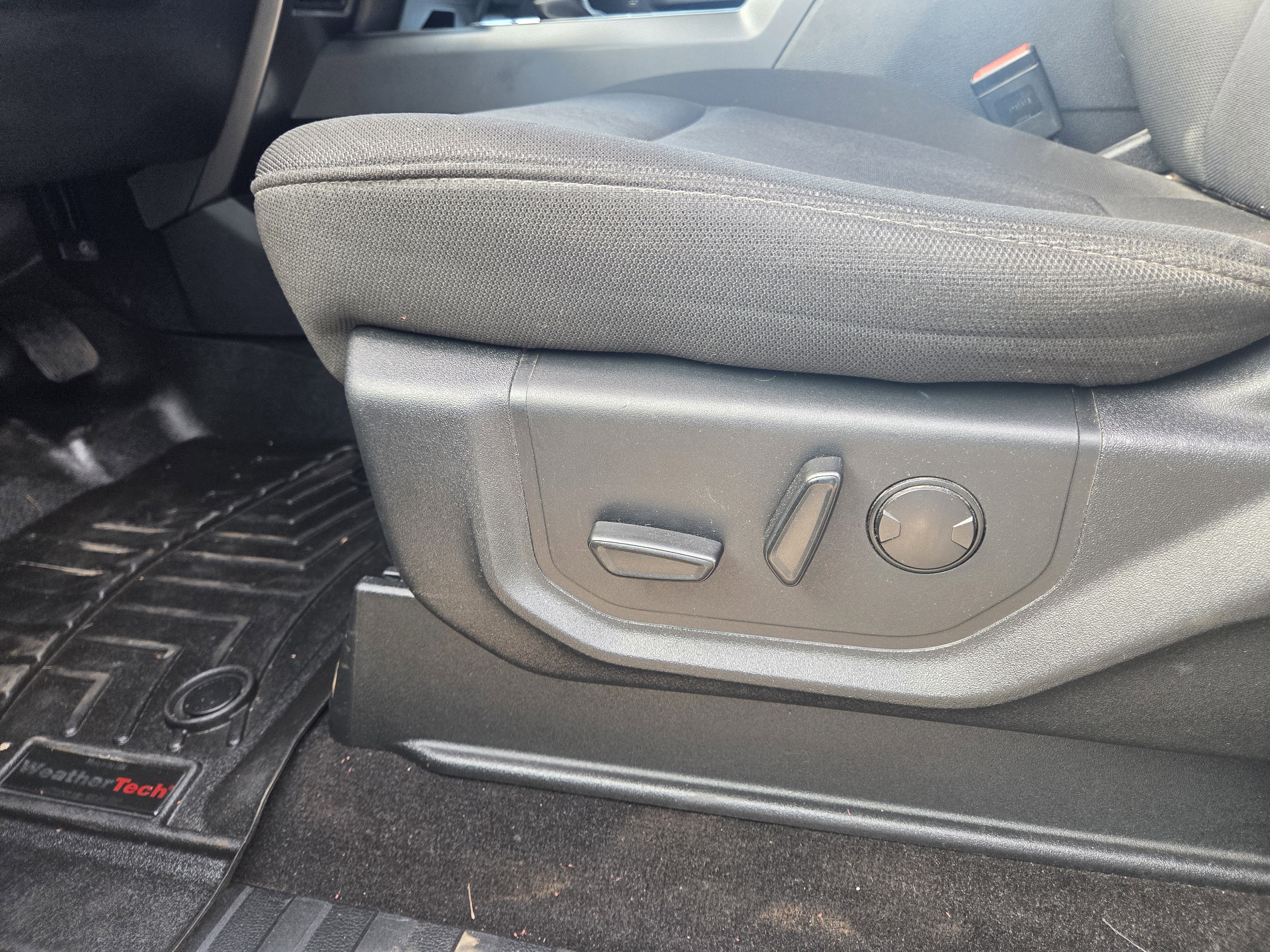 Certified 2019 Ford F150 XLT w/ Equipment Group 302A Luxury AWD/4WD image 20