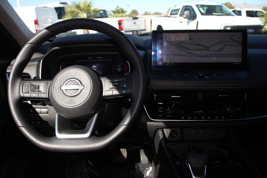 Used 2024 Nissan Rogue SL AWD/4WD image 17
