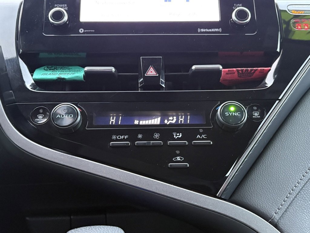 Used 2024 Toyota Camry LE image 28