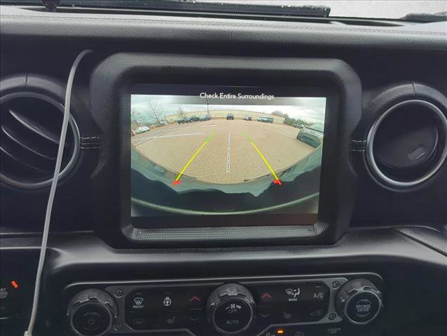 Used 2021 Jeep Wrangler Unlimited Sahara image 12