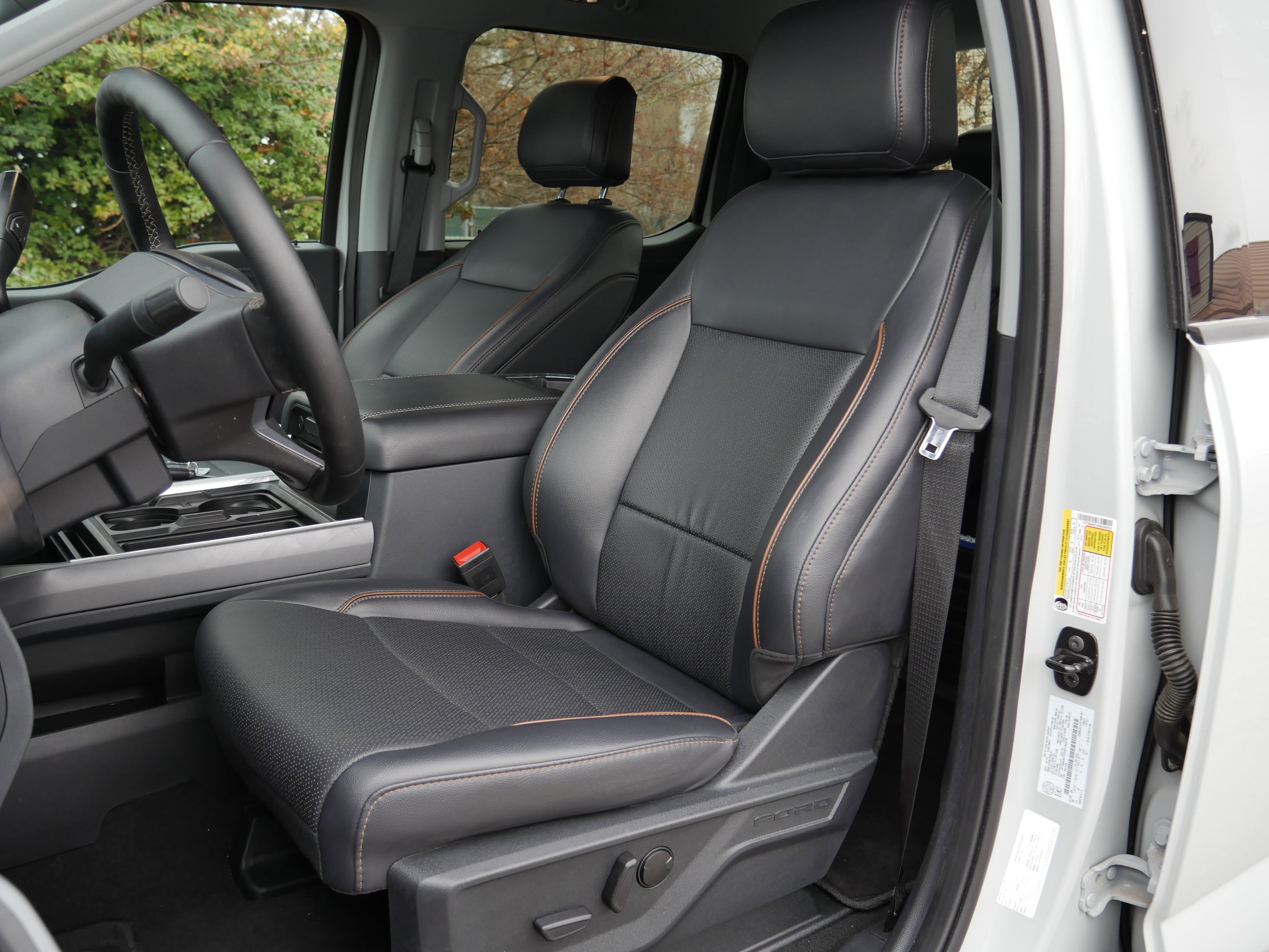 Certified 2025 Ford F450 Lariat image 38