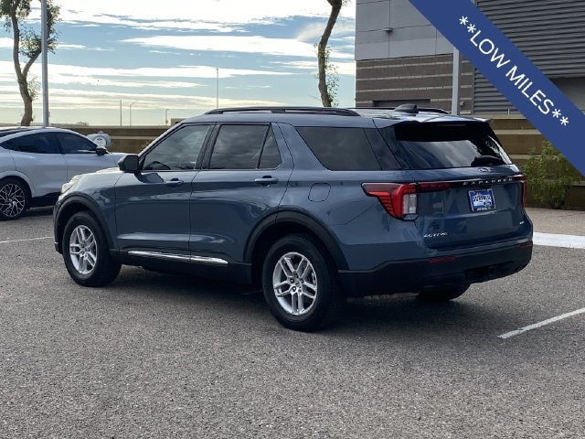 Certified 2025 Ford Explorer Active AWD/4WD image 5