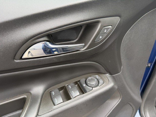 Used 2023 Chevrolet Equinox LT AWD/4WD image 12