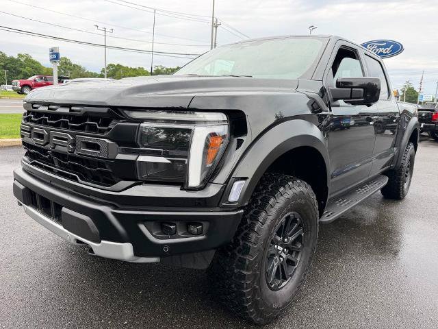 Certified 2025 Ford F150 Raptor AWD/4WD image 5