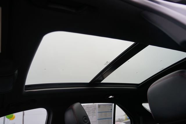 Used 2022 Chevrolet Equinox RS w/ RS Leather Package image 13