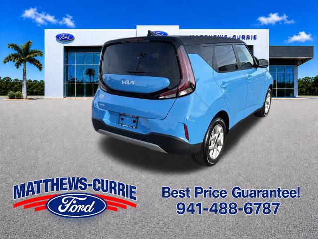 Used 2024 Kia Soul S FWD image 4