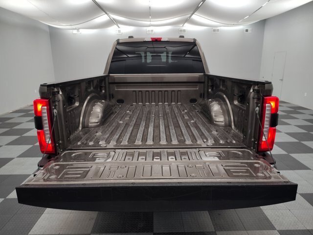 Certified 2023 Ford F250 Lariat w/ FX4 Off-Road Package AWD/4WD image 23