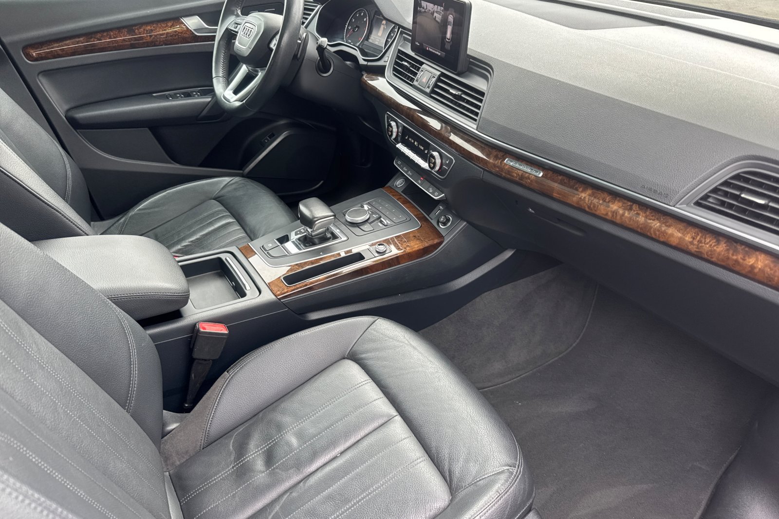 Used 2018 Audi Q5 2.0T Premium Plus w/ Premium Plus Package AWD/4WD image 9