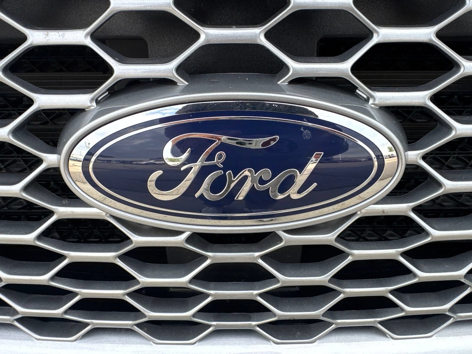 Certified 2024 Ford Edge SEL w/ Convenience Package AWD/4WD image 13