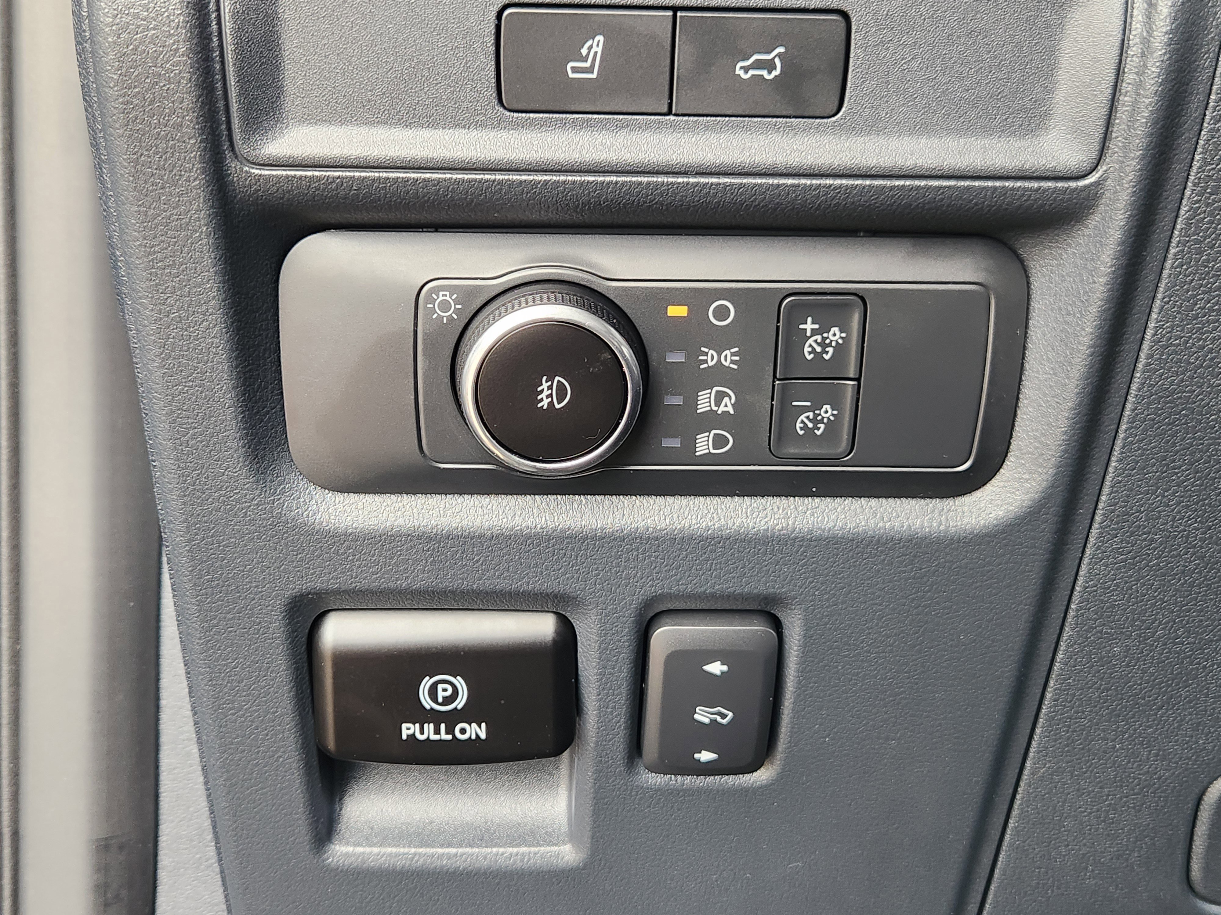 Certified 2022 Ford Expedition XLT image 16