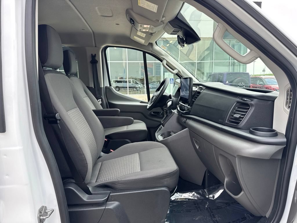 Certified 2025 Ford Transit 350 XLT RWD image 22