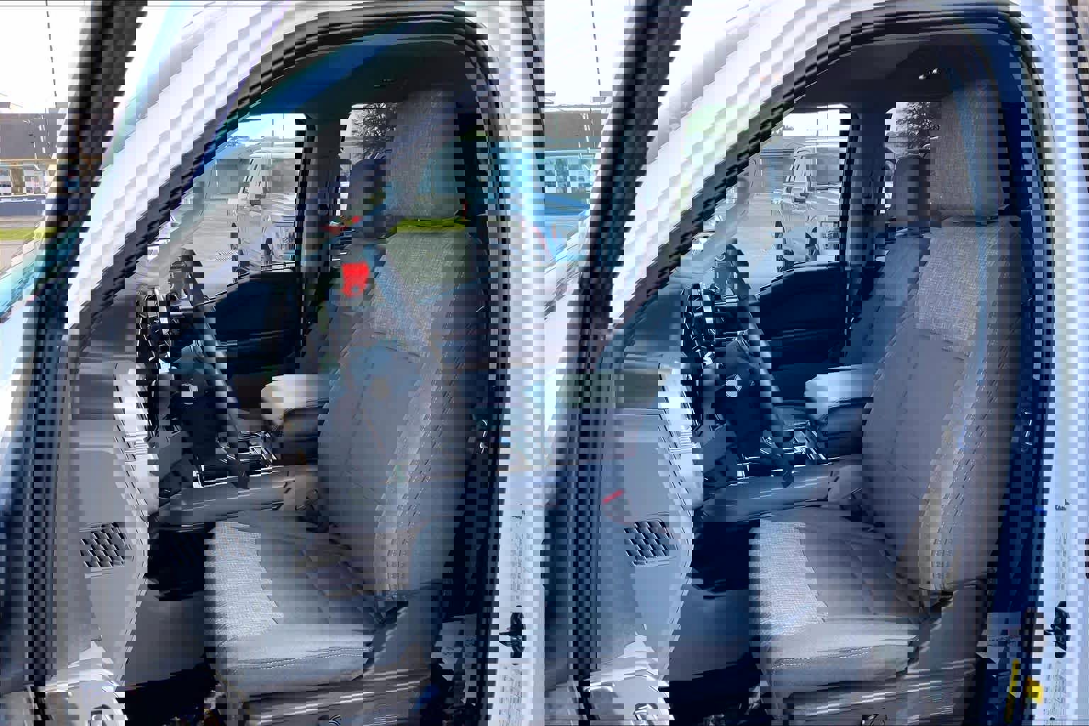 Certified 2023 Ford F150 XLT w/ Equipment Group 302A High image 8