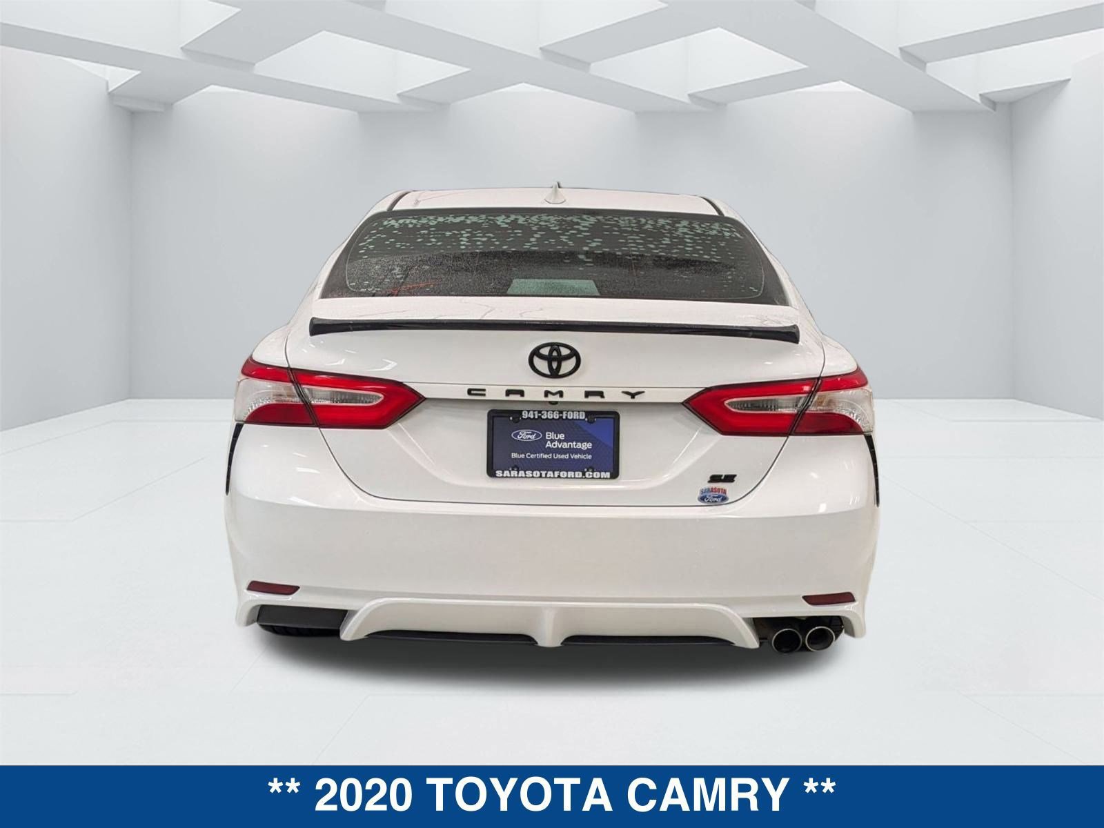 Used 2020 Toyota Camry SE video 3