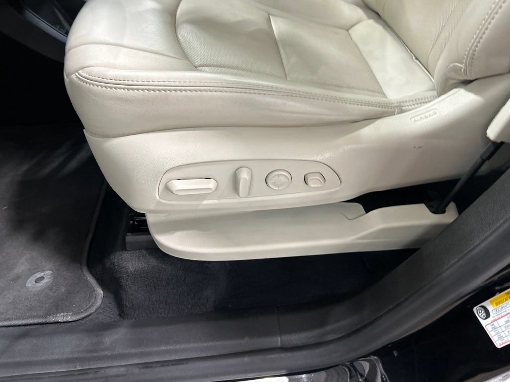 Used 2023 Buick Enclave Premium w/ Experience Buick Package AWD/4WD image 11