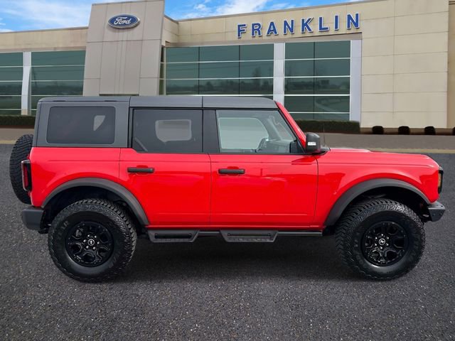 Certified 2024 Ford Bronco Wildtrak AWD/4WD image 8