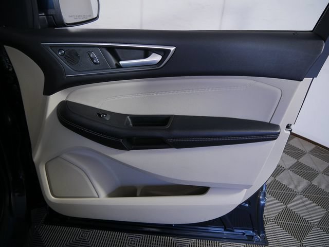 Certified 2023 Ford Edge Titanium w/ Equipment Group 301A AWD/4WD image 10