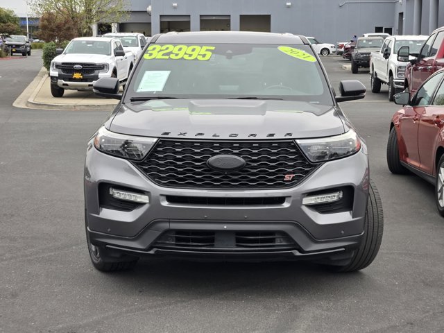 Certified 2021 Ford Explorer ST w/ Equipment Group 401A AWD/4WD image 2