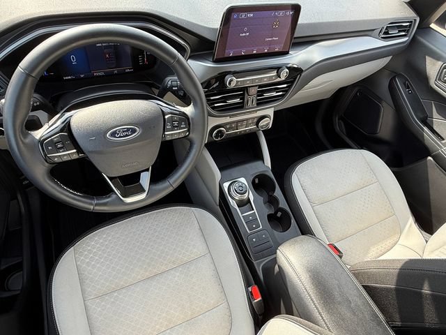 Certified 2024 Ford Escape Active AWD/4WD image 35