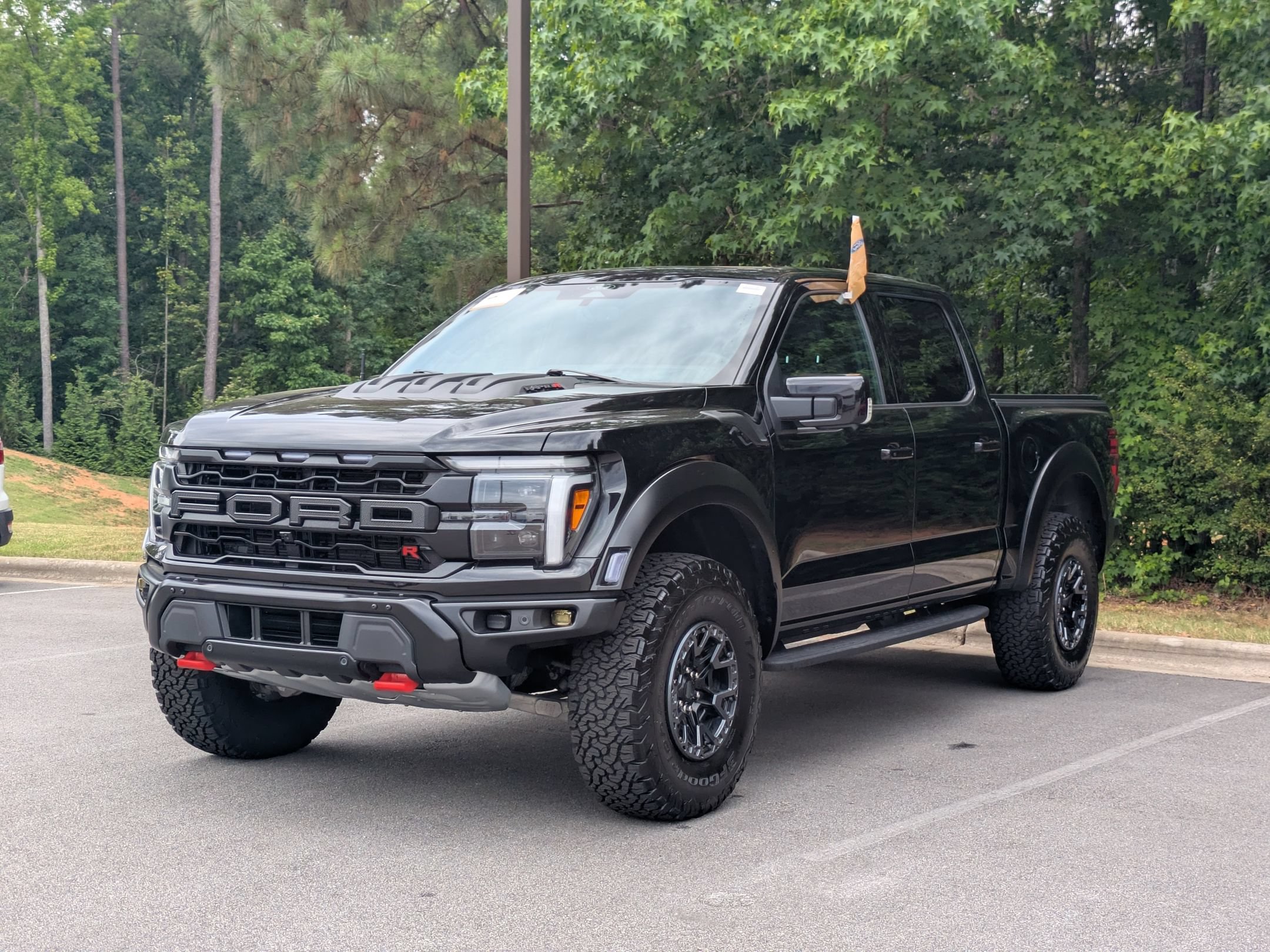 Certified 2025 Ford F150 Raptor w/ Equipment Group 803A Raptor R AWD/4WD image 6