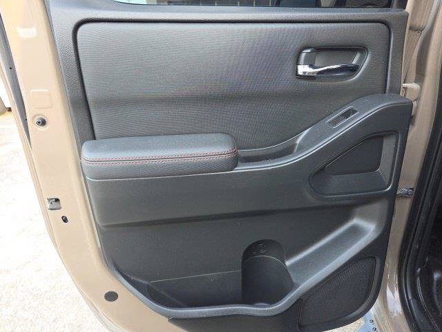 Used 2022 Nissan Frontier Pro-X RWD image 32