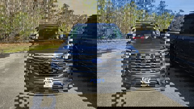 Certified 2025 Ford Explorer Active w/ Active Comfort Package image 6