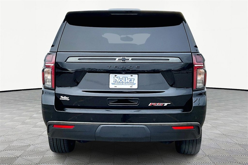 Used 2021 Chevrolet Tahoe RST image 3